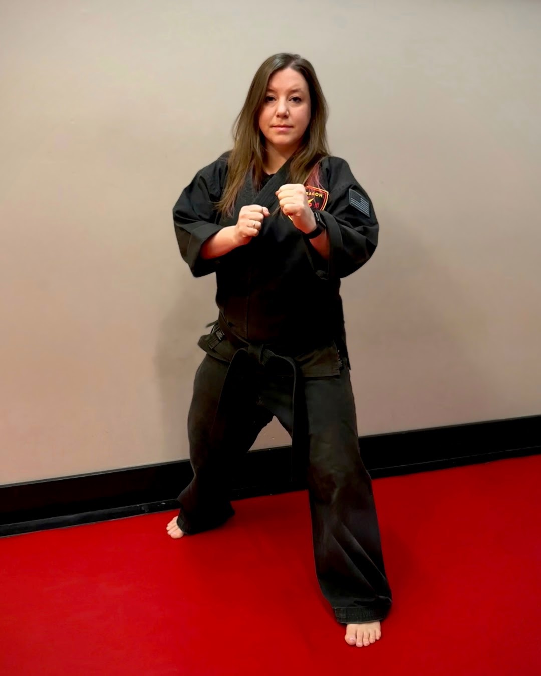 Sensei Jennifer teaching martial arts on Mercer Island in Washington State. Classes include karate near me, kung fu classes, jiu jitsu near me, kickboxing classes, and women’s self-defense near me. Kids martial arts classes, martial arts for teens, adult martial arts classes, and family martial arts programs build confidence, discipline, and self-defense skills.